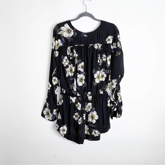 Free People Floral Surplice Tunic Top Large Black - Picture 5 of 9